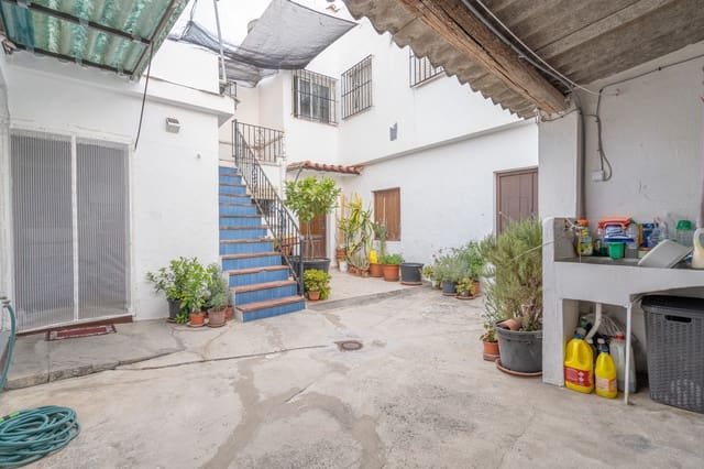 6 chambre Maison de Ville à vendre à Estepona avec garage - 900 000 € (Ref: 10119044)