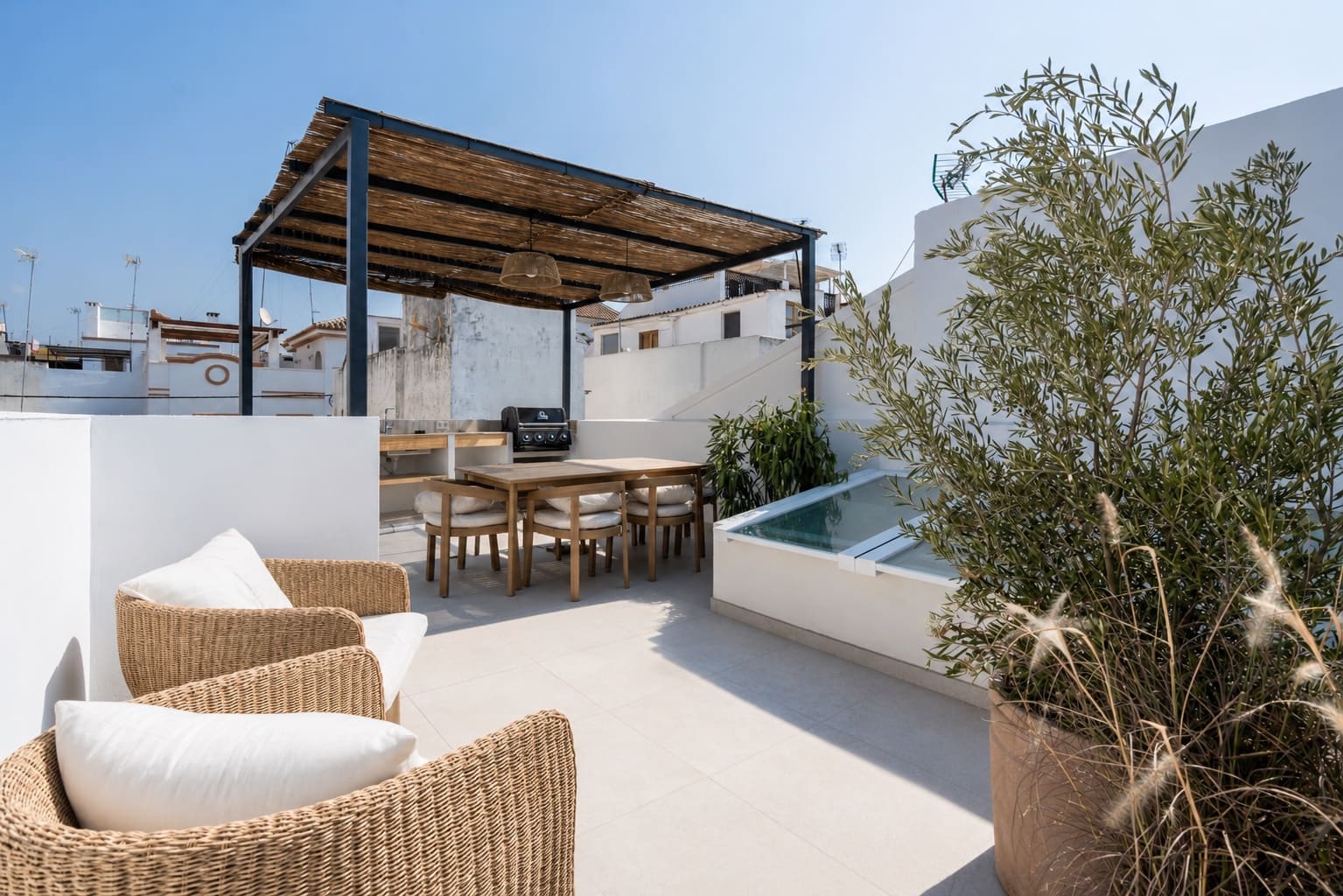 3 bedroom Townhouse for sale in Estepona - € 897,000 (Ref: 10119046)