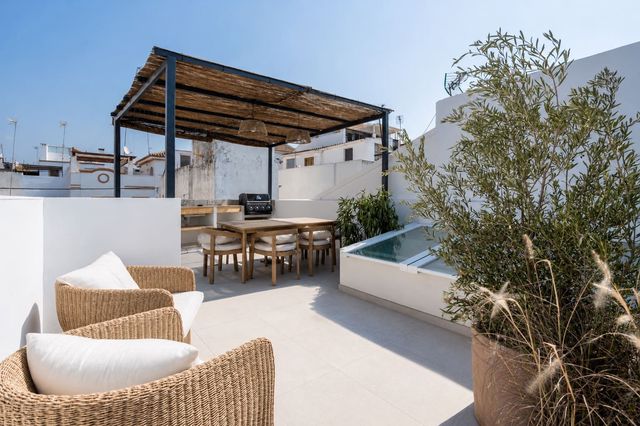 Casa de 3 habitaciones en Estepona en venta - 897.000 € (Ref: 10119046)
