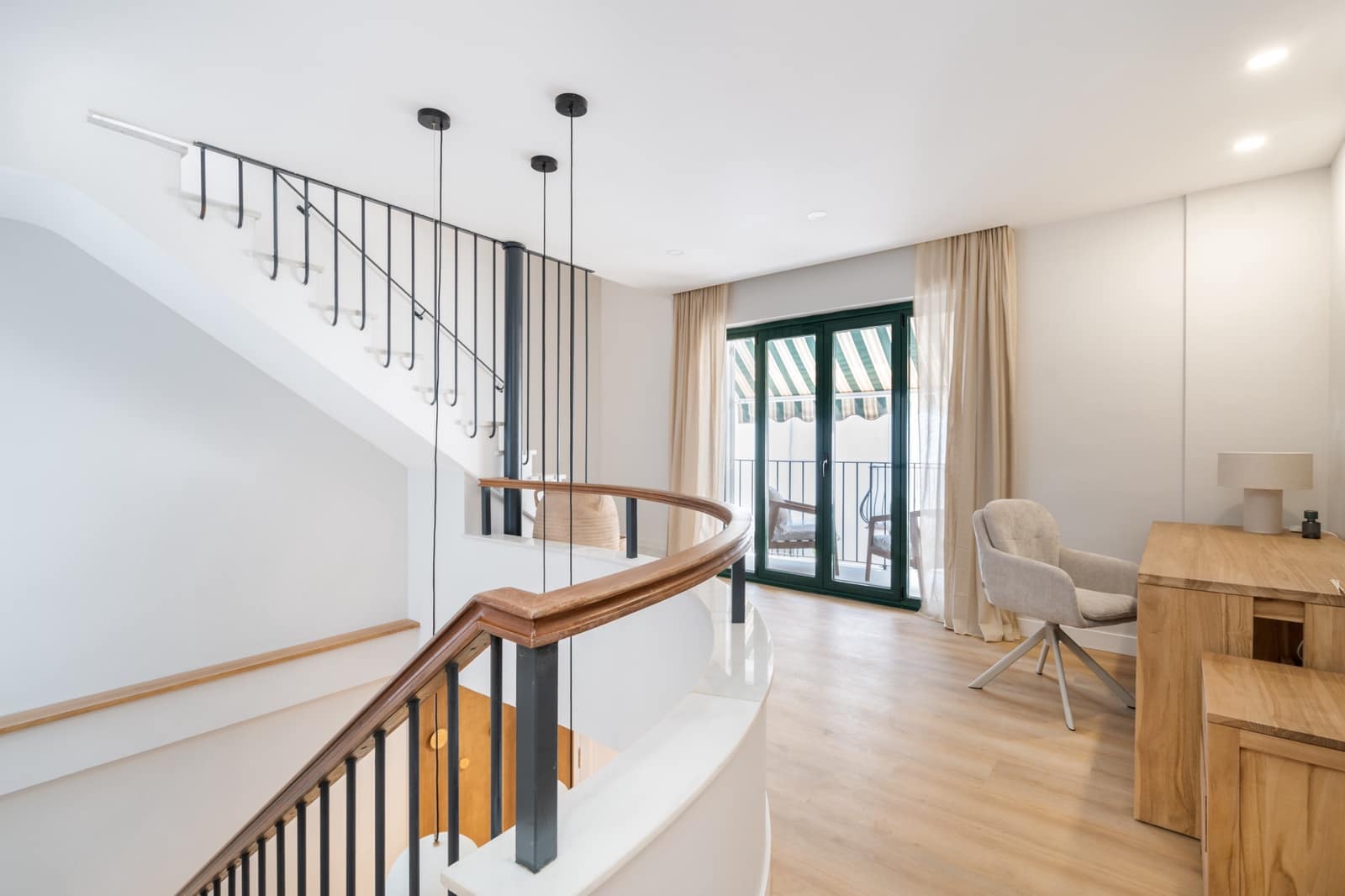 3 bedroom Townhouse for sale in Estepona - € 897,000 (Ref: 10119046)
