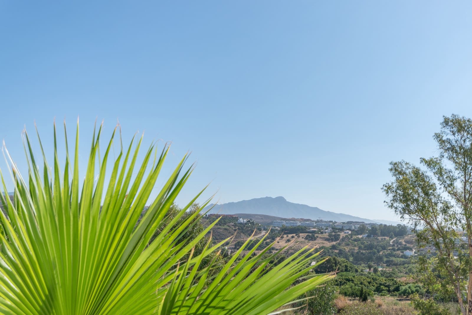 2 quarto Apartamento para venda em Estepona com piscina garagem - 439 000 € (Ref: 10119047)