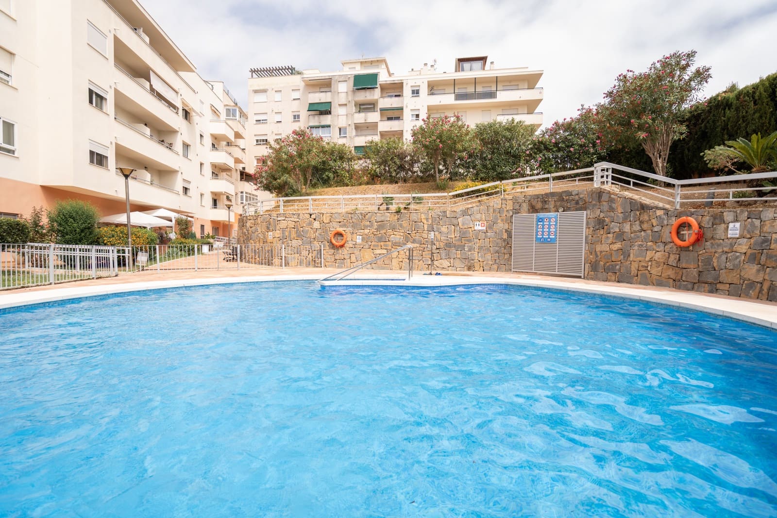 3 soveværelse Lejlighed til salg i Estepona med swimmingpool garage - € 529.000 (Ref: 10119050)