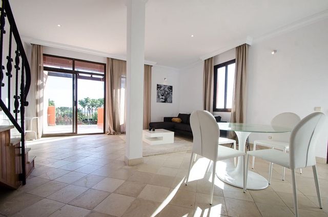 2 camera da letto Attico in vendita in El Paraiso, Estepona con piscina garage - 550.000 € (Rif: 10119052)