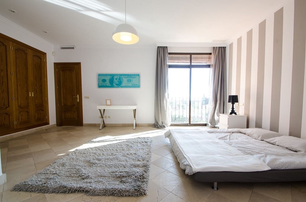2 bedroom Penthouse for sale in El Paraiso with pool garage - € 550,000 (Ref: 10119052)