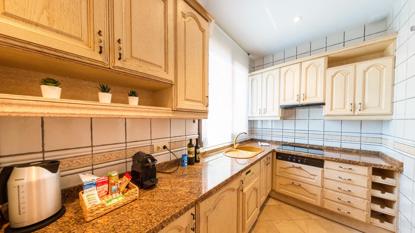2 bedroom Penthouse for sale in El Paraiso with pool garage - € 550,000 (Ref: 10119052)