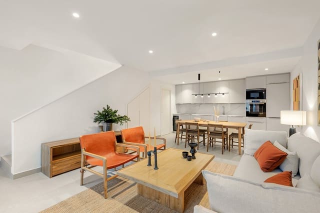 3 chambre Maison de Ville à vendre à Estepona - 785 000 € (Ref: 10119053)