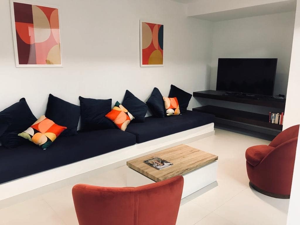 4 bedroom Townhouse for sale in Estepona with pool - € 1,500,000 (Ref: 10119054)