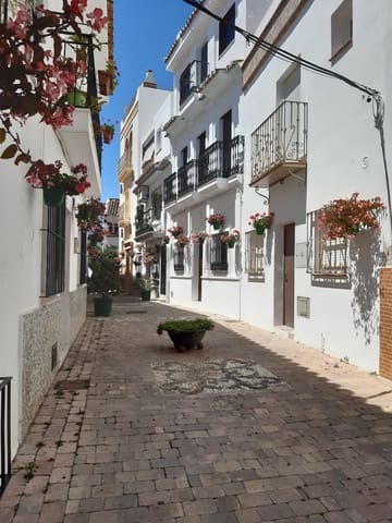 4 sovrum Hus till salu i Estepona med pool - 1 500 000 € (Ref: 10119054)