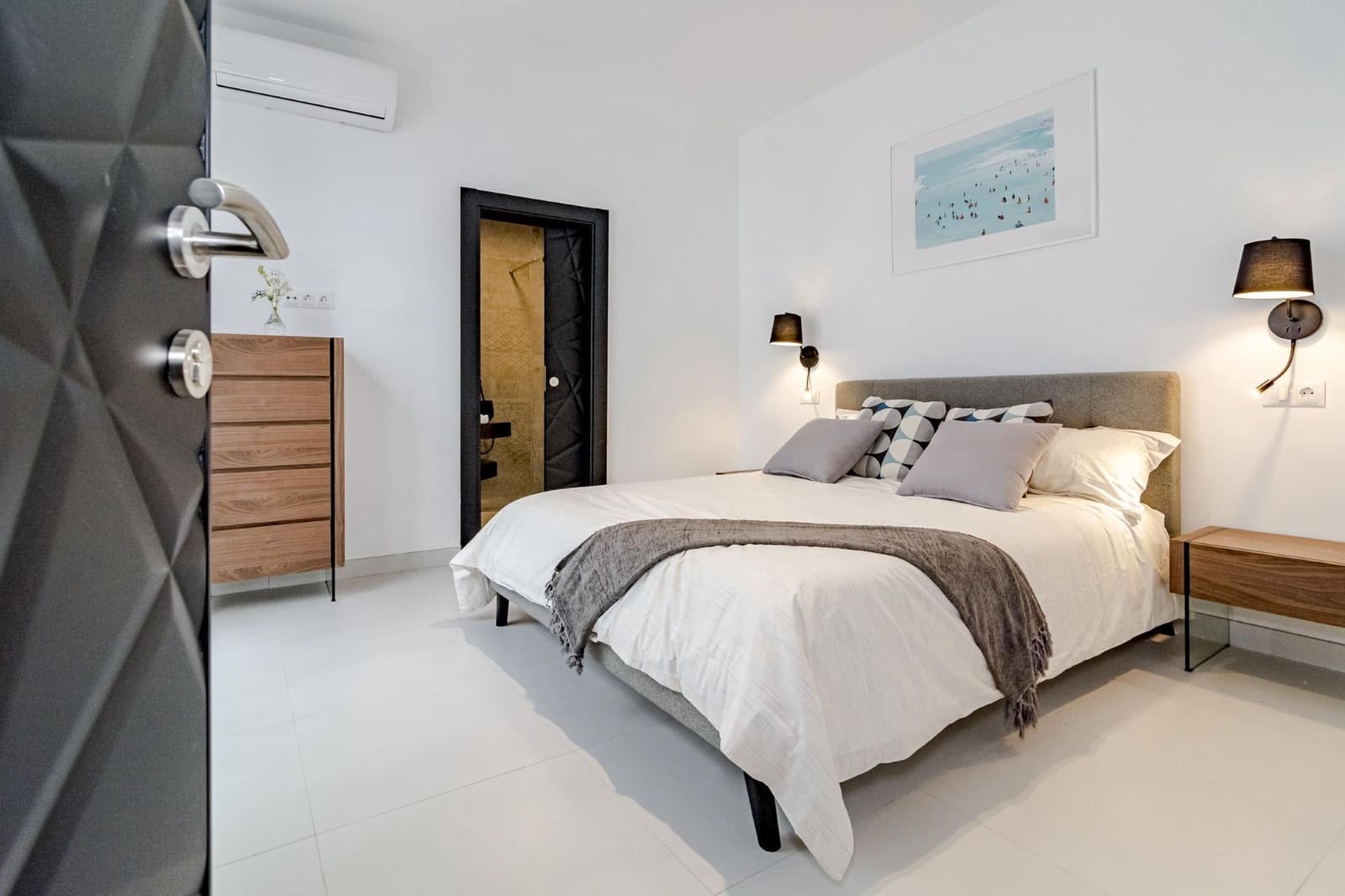 4 bedroom Townhouse for sale in Estepona with pool - € 1,500,000 (Ref: 10119054)