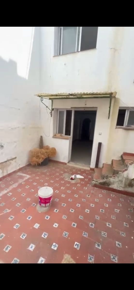 Byhus til salg i Estepona - € 649.000 (Ref: 10119056)