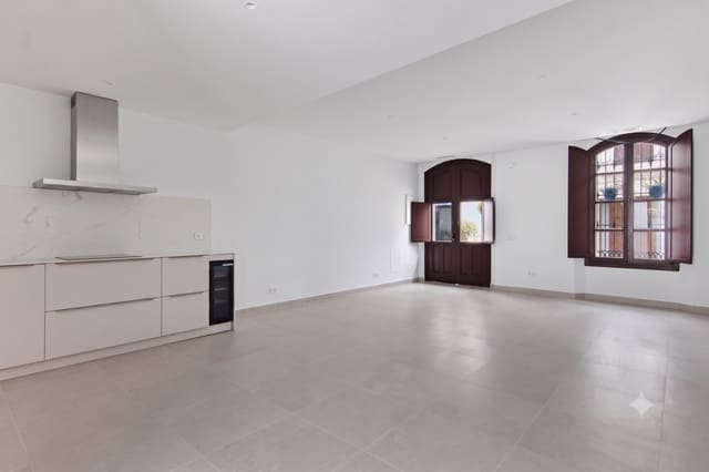 3 chambre Maison de Ville à vendre à Estepona - 850 000 € (Ref: 10119059)