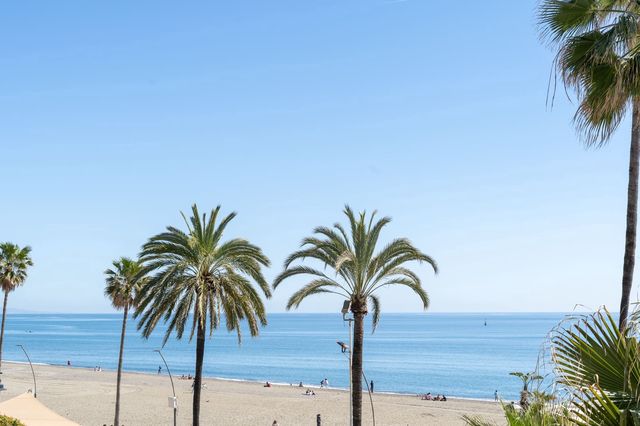 2 makuuhuone Huoneisto myytävänä paikassa Estepona - 870 000 € (Ref: 10119061)