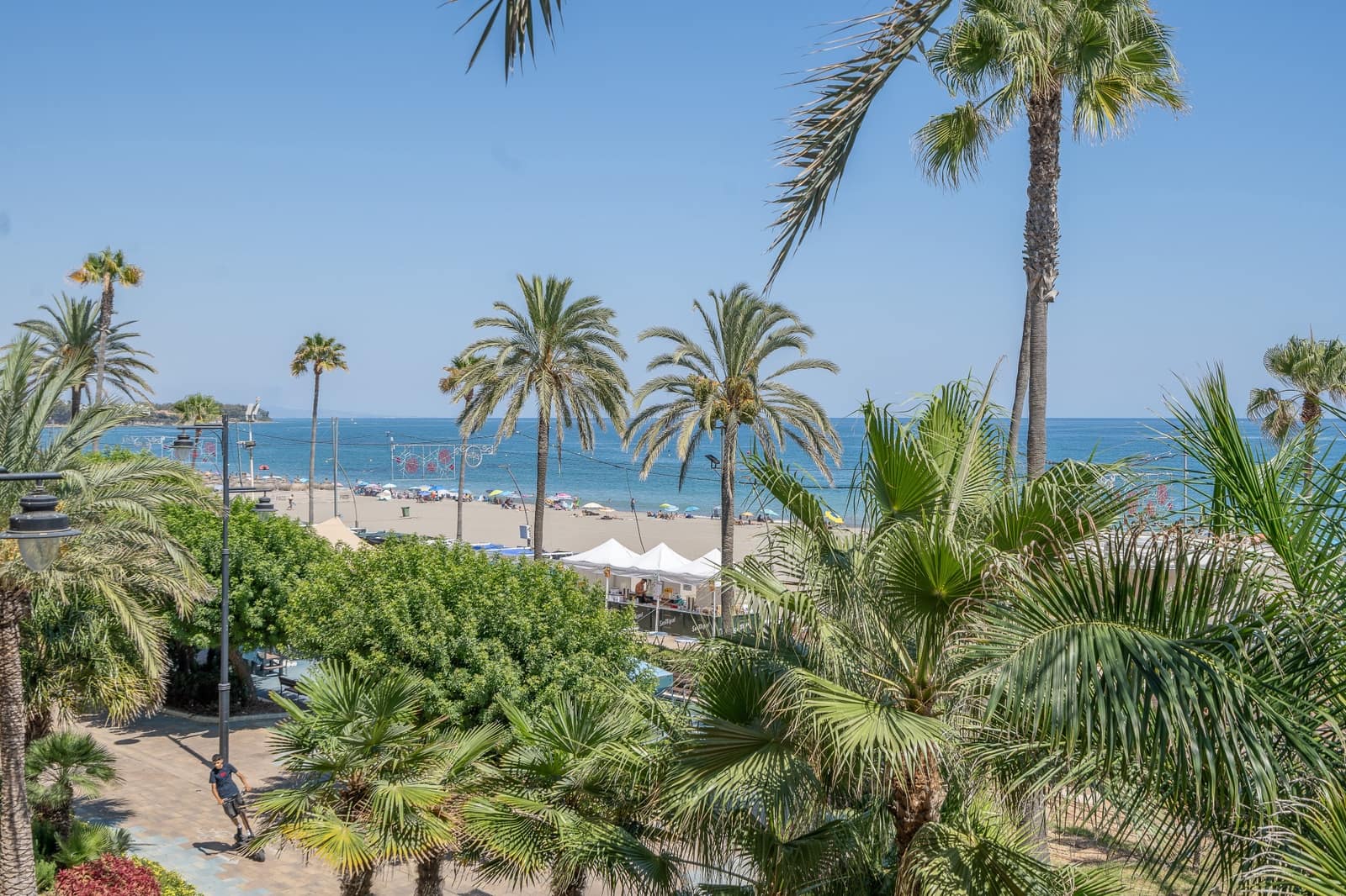 2 bedroom Apartment for sale in Estepona - € 870,000 (Ref: 10119061)