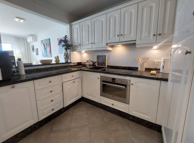 3 camera da letto Casa in vendita in El Paraiso, Estepona - 550.000 € (Rif: 10124257)