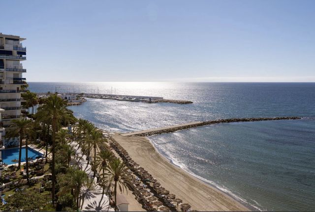 3 makuuhuone Kattohuoneisto myytävänä paikassa Marbella - 800 000 € (Ref: 10124258)