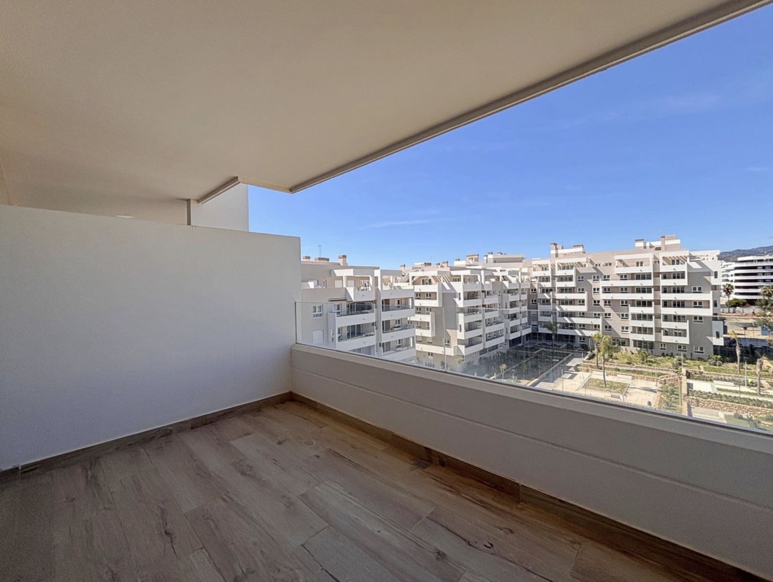 3 quarto Apartamento para venda em Nueva Andalucia com piscina garagem - 500 000 € (Ref: 10124259)