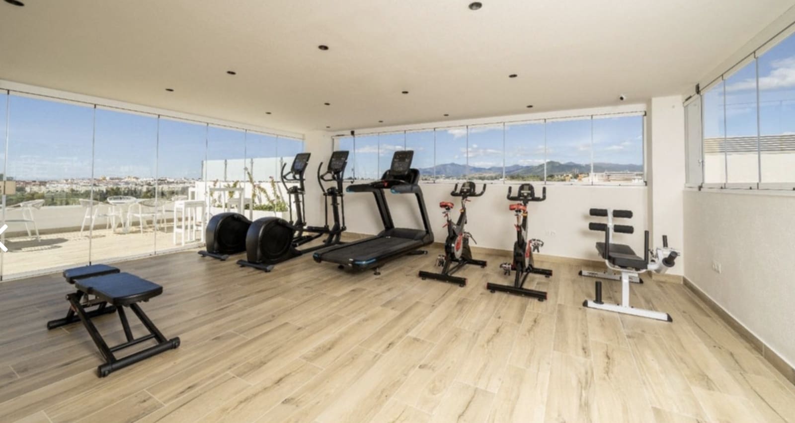 3 quarto Apartamento para venda em Nueva Andalucia com piscina garagem - 500 000 € (Ref: 10124259)
