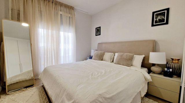 3 sovrum Lägenhet till salu i Nueva Andalucia, Marbella med pool garage - 550 000 € (Ref: 10124260)