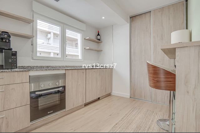 2 Zimmer Apartment zu verkaufen in Playa Bajadilla - Puertos, Marbella - 599.000 € (Ref: 10124261)
