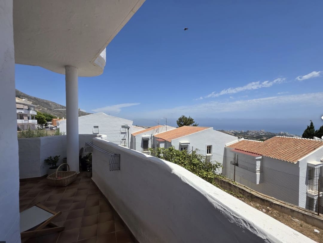 2 makuuhuone Huoneisto myytävänä paikassa Benalmadena mukana 
autotalli - 305 000 € (Ref: 10124262)