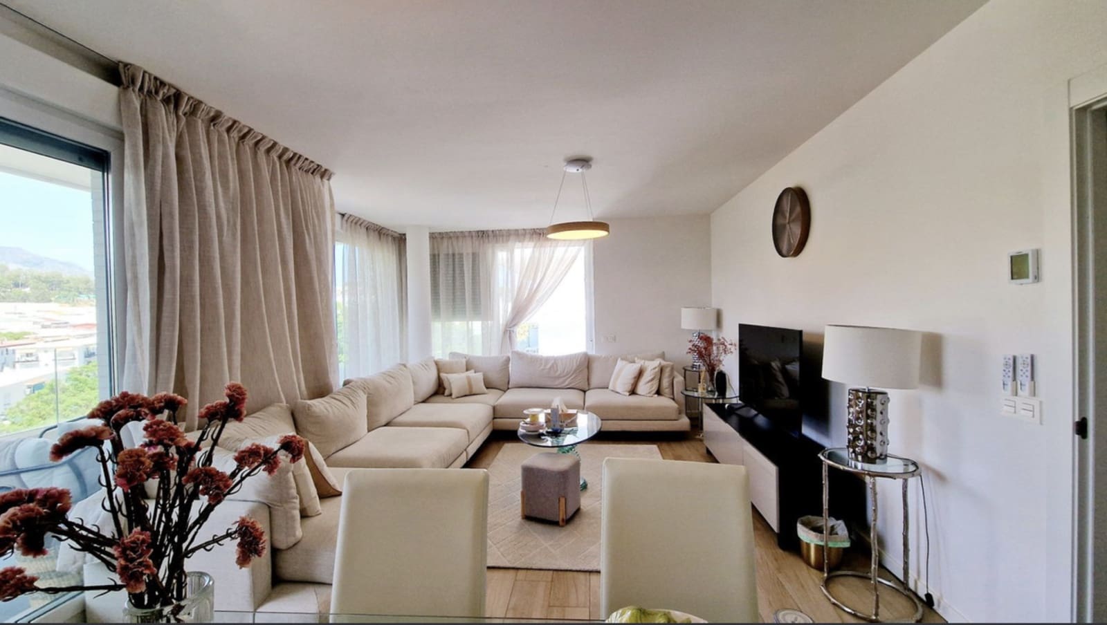Apartamento de 3 habitaciones en Nueva Andalucia en venta con piscina garaje - 550.000 € (Ref: 10124263)