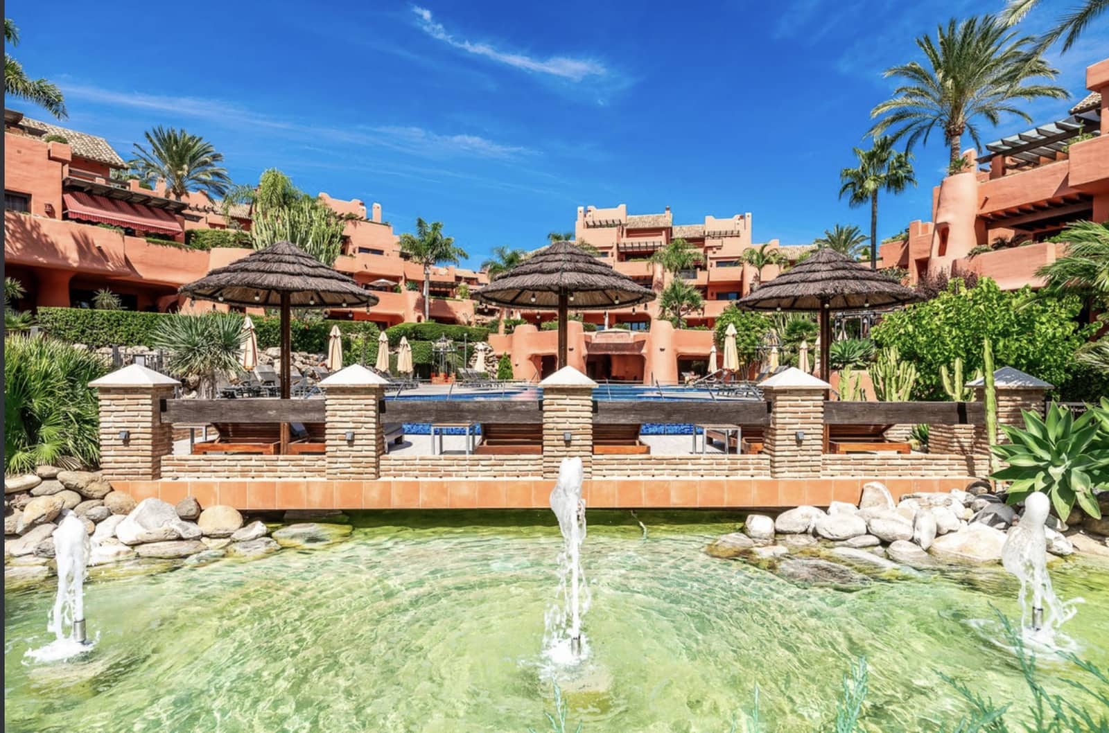 3 bedroom Apartment for sale in Guadalmansa with pool garage - € 2,300,000 (Ref: 10124263)