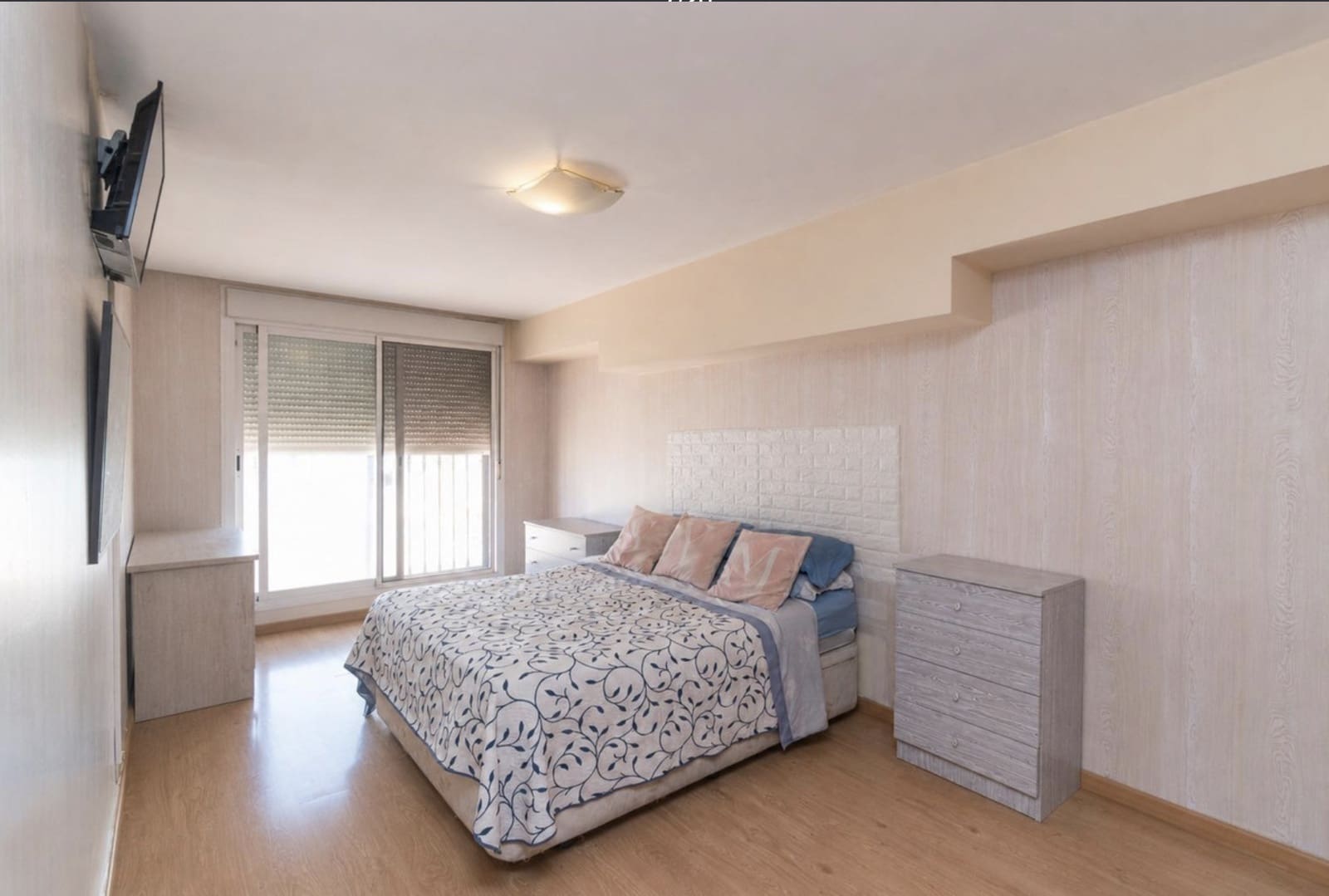 2 bedroom Apartment for sale in Marbella with pool garage - € 395,000 (Ref: 10124265)