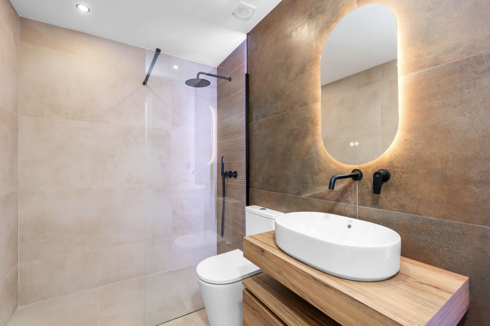 3 sypialnia Apartament na sprzedaż w Marbella z basenem garażem - 639 000 € (Ref: 10129023)