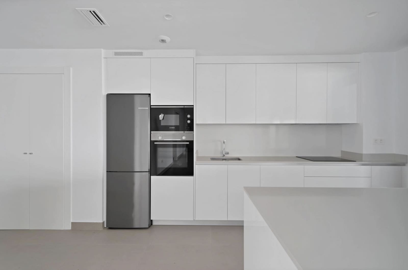 3 chambre Appartement à vendre à Marbella avec piscine garage - 750 000 € (Ref: 10129024)