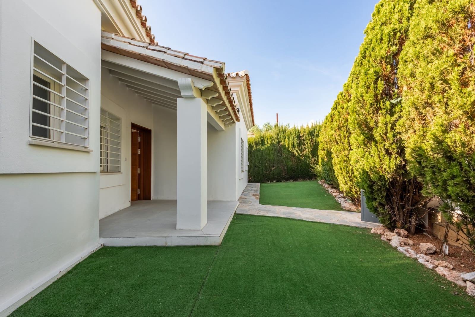 5 soverom Villa til salgs i Benahavis med svømmebasseng garasje - € 1 600 000 (Ref: 10131390)