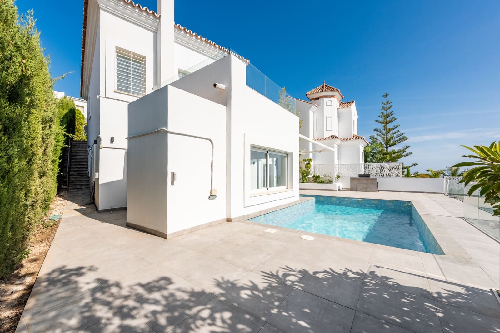 5 soverom Villa til salgs i Benahavis med svømmebasseng garasje - € 1 600 000 (Ref: 10131390)