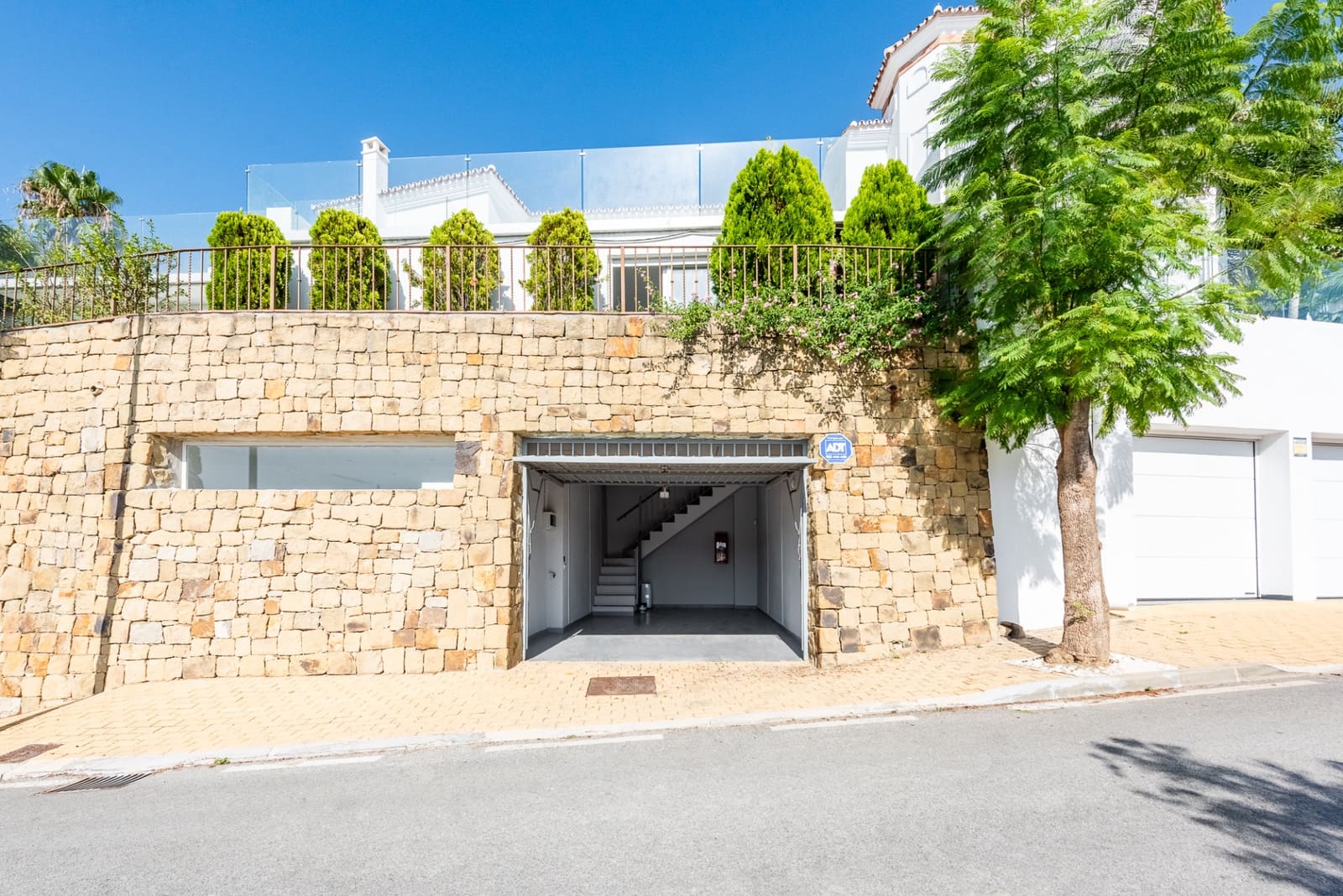 5 soverom Villa til salgs i Benahavis med svømmebasseng garasje - € 1 600 000 (Ref: 10131390)