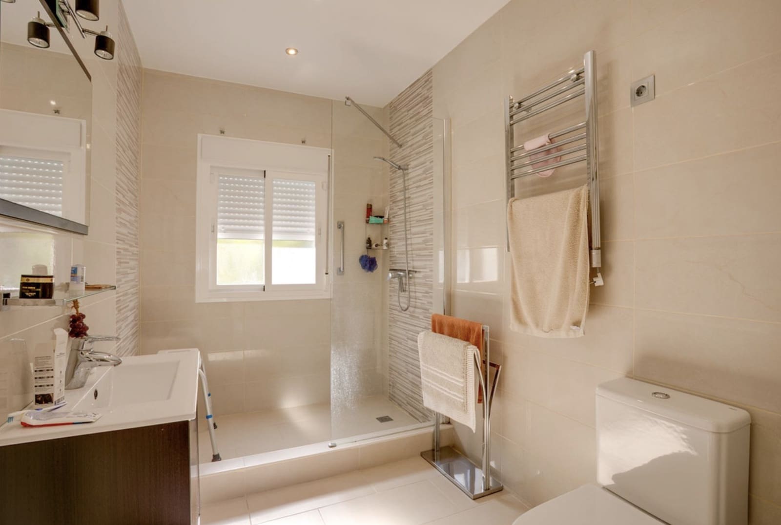 3 camera da letto Villetta Bifamiliare in vendita in El Paraiso con piscina garage - 1.500.000 € (Rif: 10131391)