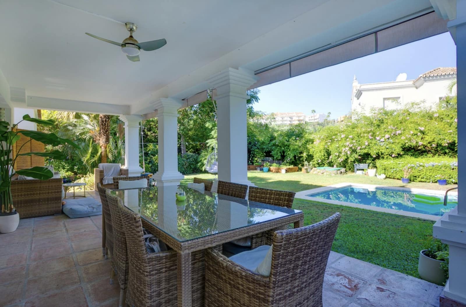 3 camera da letto Villetta Bifamiliare in vendita in El Paraiso con piscina garage - 1.500.000 € (Rif: 10131391)