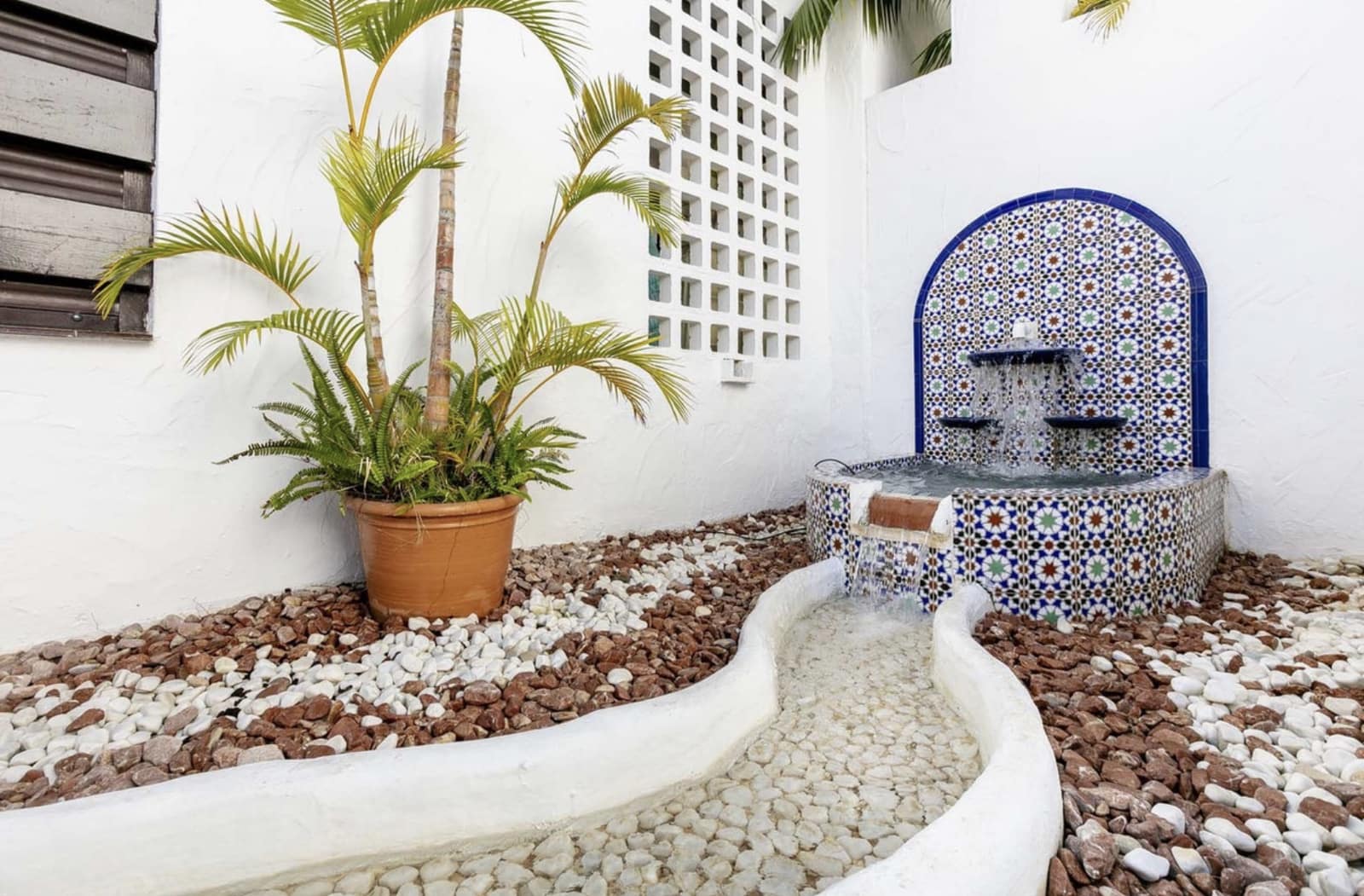 3 soveværelse Lejlighed til salg i Nueva Andalucia med swimmingpool garage - € 730.000 (Ref: 10131392)
