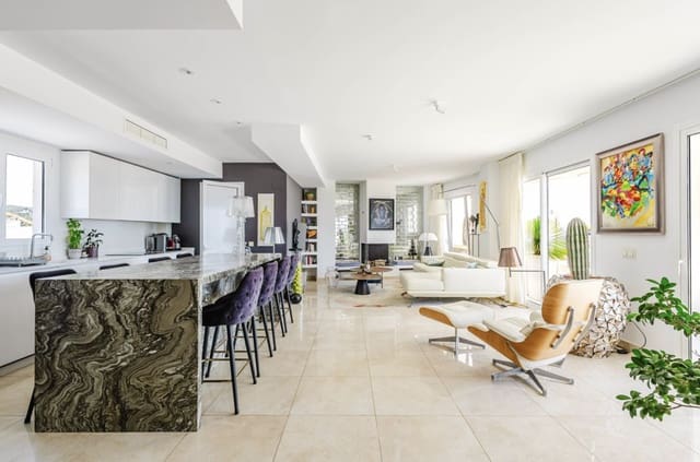 3 sovrum Takvåning till salu i Marbella - 870 000 € (Ref: 10131394)