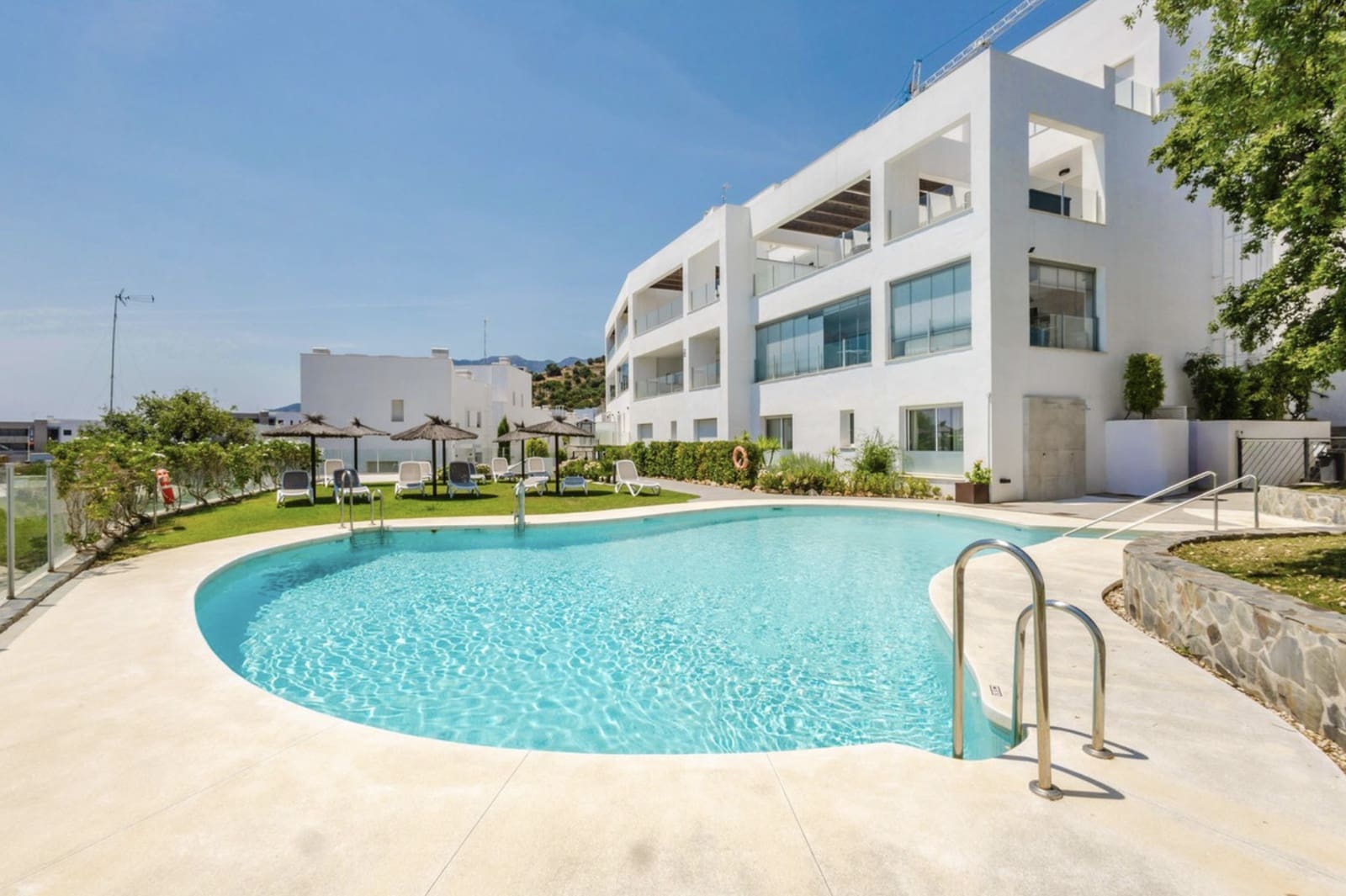 3 sovrum Takvåning till salu i Marbella med pool garage - 870 000 € (Ref: 10131394)