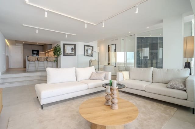 3 sypialnia Apartament na sprzedaż w Marbella z basenem garażem - 1 440 000 € (Ref: 10131398)
