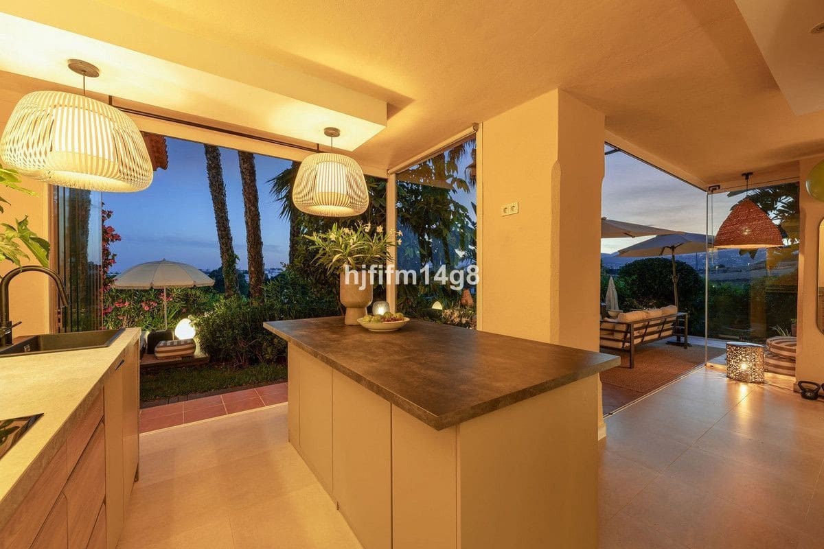 3 quarto Apartamento para venda em Marbella com piscina garagem - 1 150 000 € (Ref: 10132689)