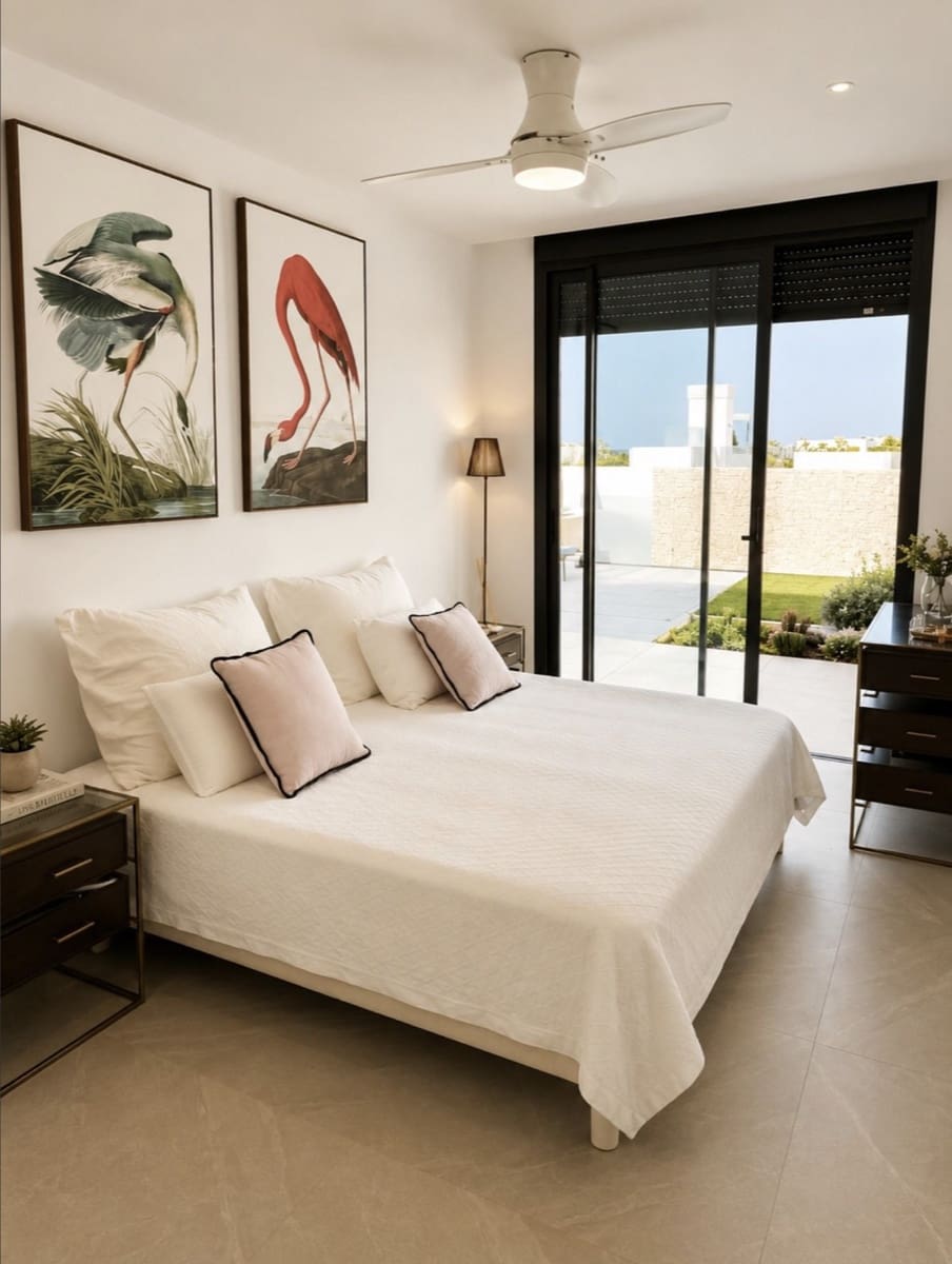 Apartamento de 4 habitaciones en Marbella en venta con piscina - 2.100.000 € (Ref: 10139406)
