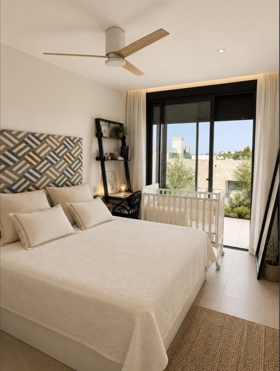 Apartamento de 4 habitaciones en Marbella en venta con piscina - 2.100.000 € (Ref: 10139406)