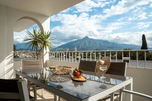 4 quarto Apartamento para venda em Nueva Andalucia, Marbella com piscina - 575 000 € (Ref: 10139408)