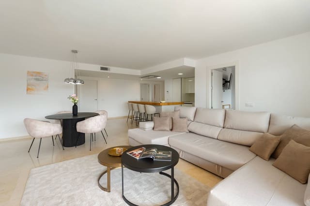 4 quarto Apartamento para venda em Nueva Andalucia, Marbella com piscina - 575 000 € (Ref: 10139408)