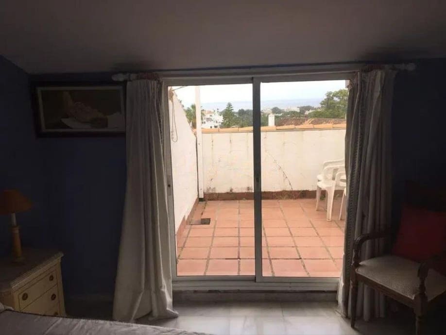 3 bedroom Penthouse for sale in Marbella with pool - € 635,000 (Ref: 10139410)