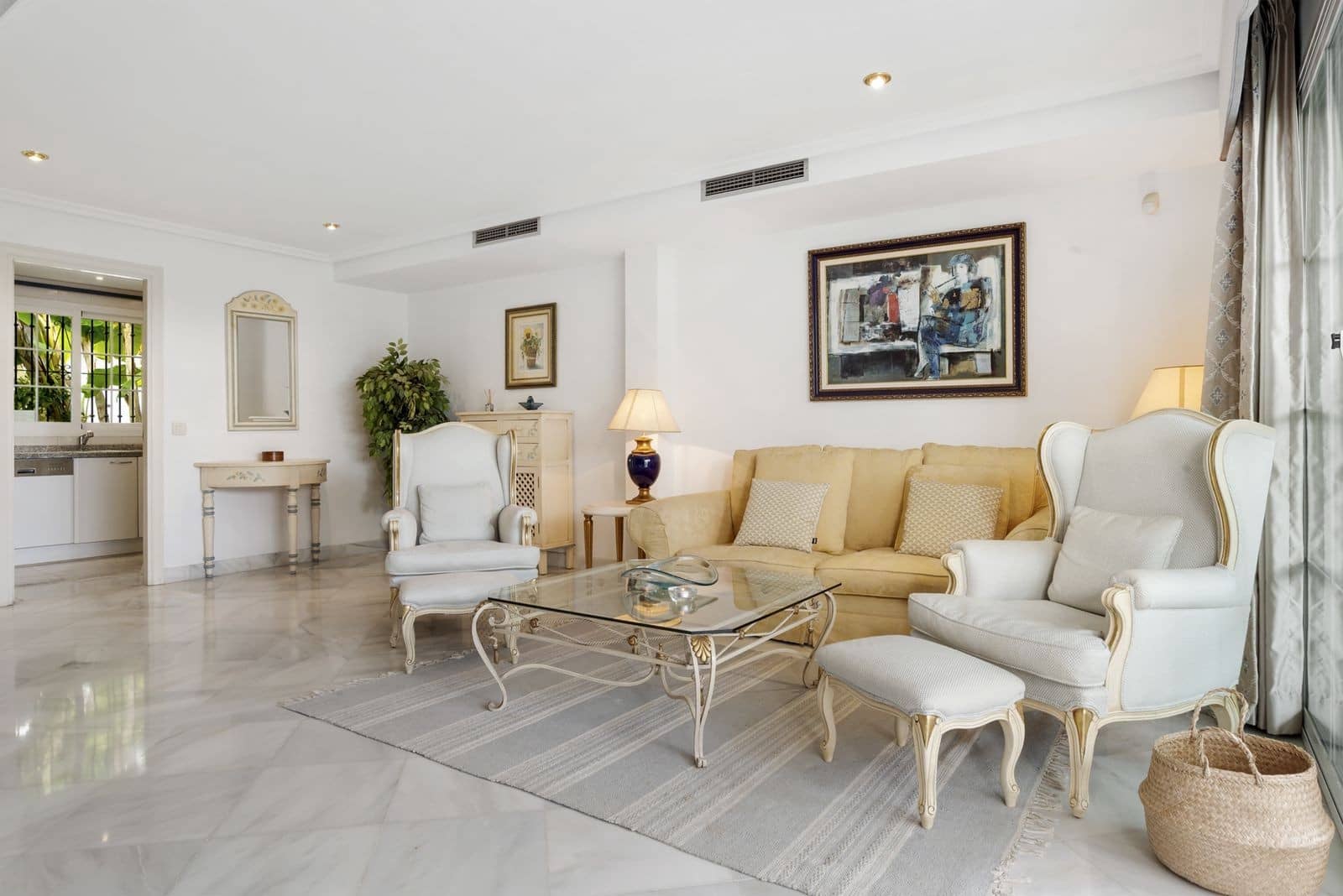 3 sovrum Hus till salu i Marbella med pool garage - 1 095 000 € (Ref: 10139411)