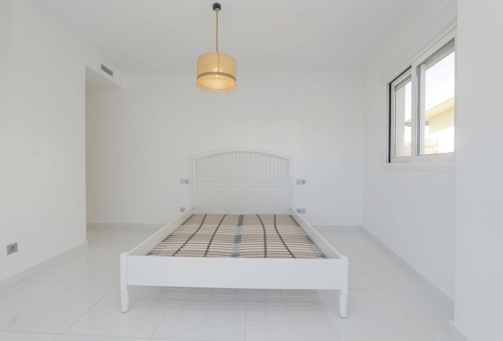 3 bedroom Apartment for sale in Marbella with garage - € 725,000 (Ref: 10142361)