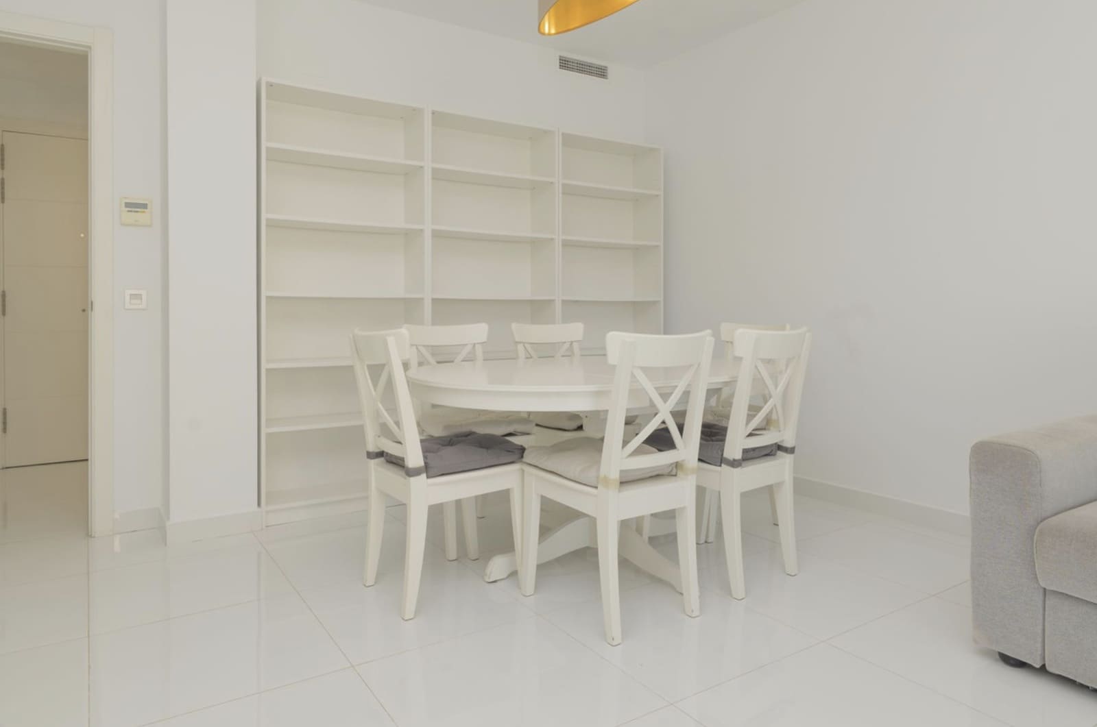 3 bedroom Apartment for sale in Marbella with garage - € 725,000 (Ref: 10142361)