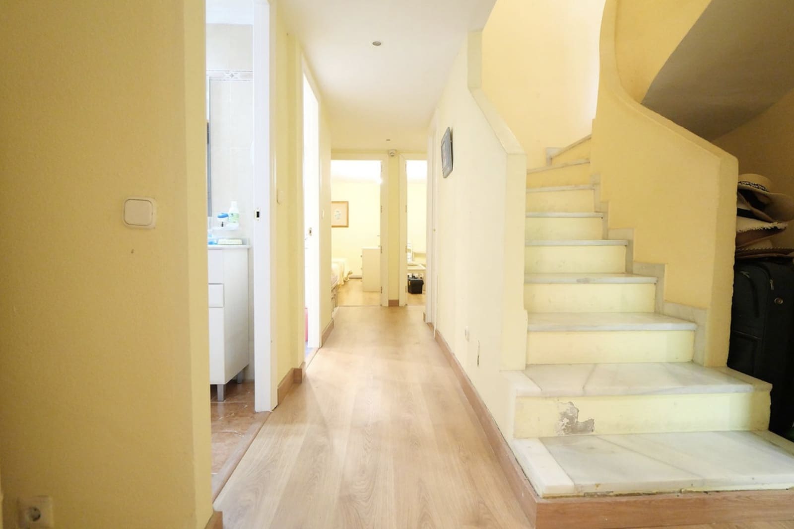 5 sovrum Hus till salu i Marbella med pool - 943 000 € (Ref: 10142362)