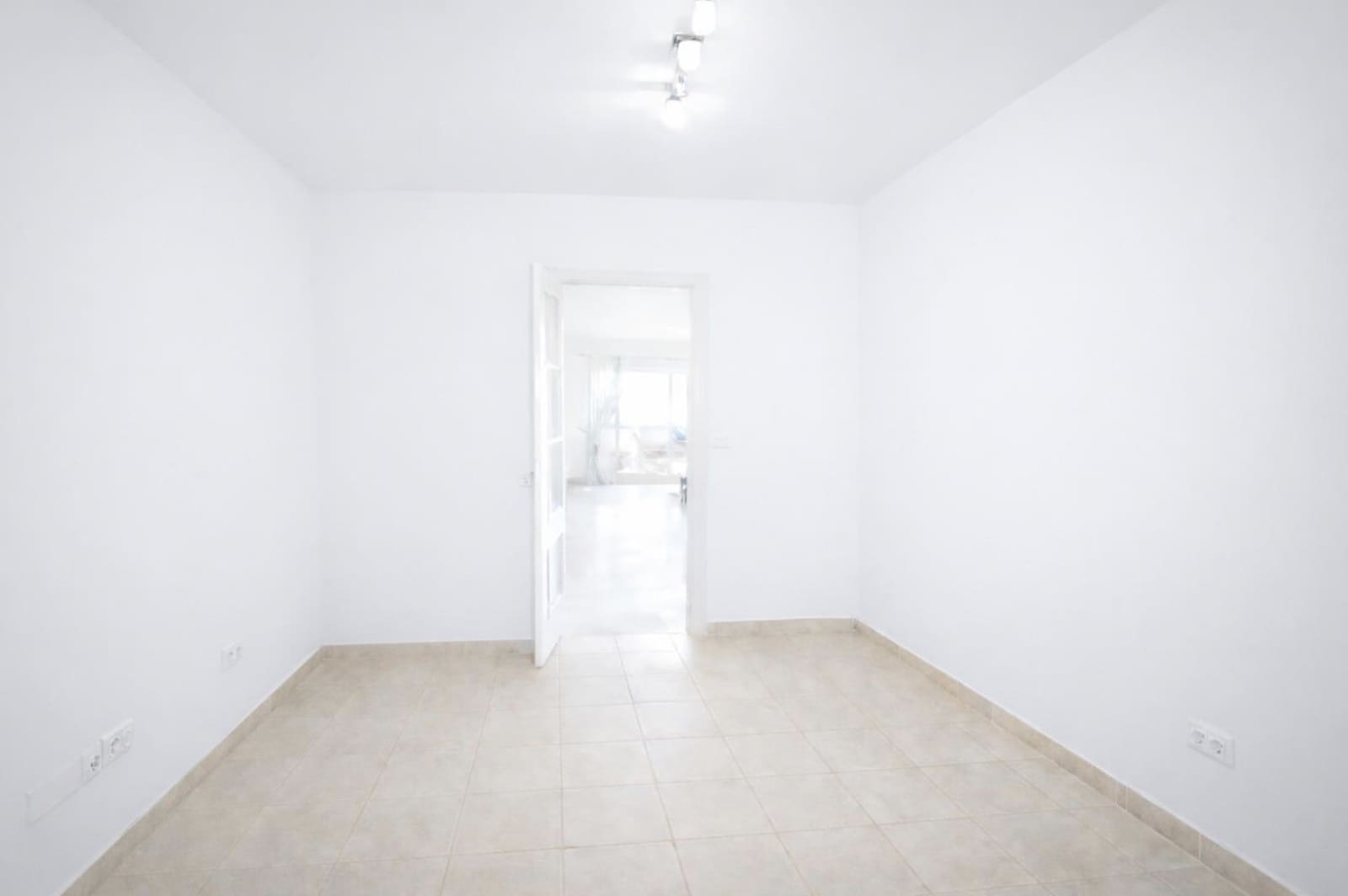 2 quarto Apartamento para venda em New Golden Mile com piscina garagem - 630 000 € (Ref: 10142370)