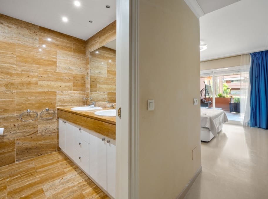 2 camera da letto Appartamento in vendita in Puerto Banus con piscina garage - 750.000 € (Rif: 10142372)